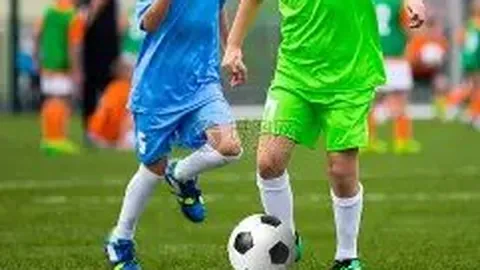 揭秘张伯伦训练场风采：阿尔特塔点赞，阳光正能量领袖，激励全队共奋进！