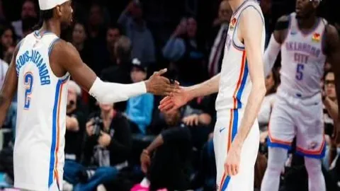 篮球盛宴！费内巴切VS加拉塔萨雷激战正酣，土篮超6连胜数据揭秘！